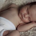 Częste dolegliwości noworodka - jak sobie z nimi radzić?