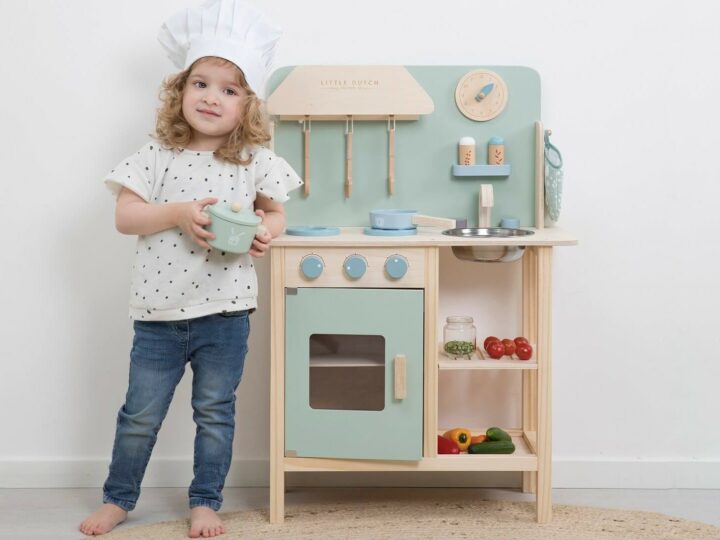 Kuchnie Zabawkowe dla Dzieci to idealny prezent na Dzień Dziecka