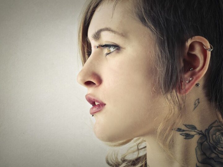 Przekłuwanie uszu u dzieci – zalecenia pediatrów i najczęstsze pytania