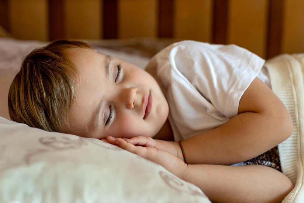 Domowe sposoby na moczenie nocne u dzieci – co naprawdę pomaga?