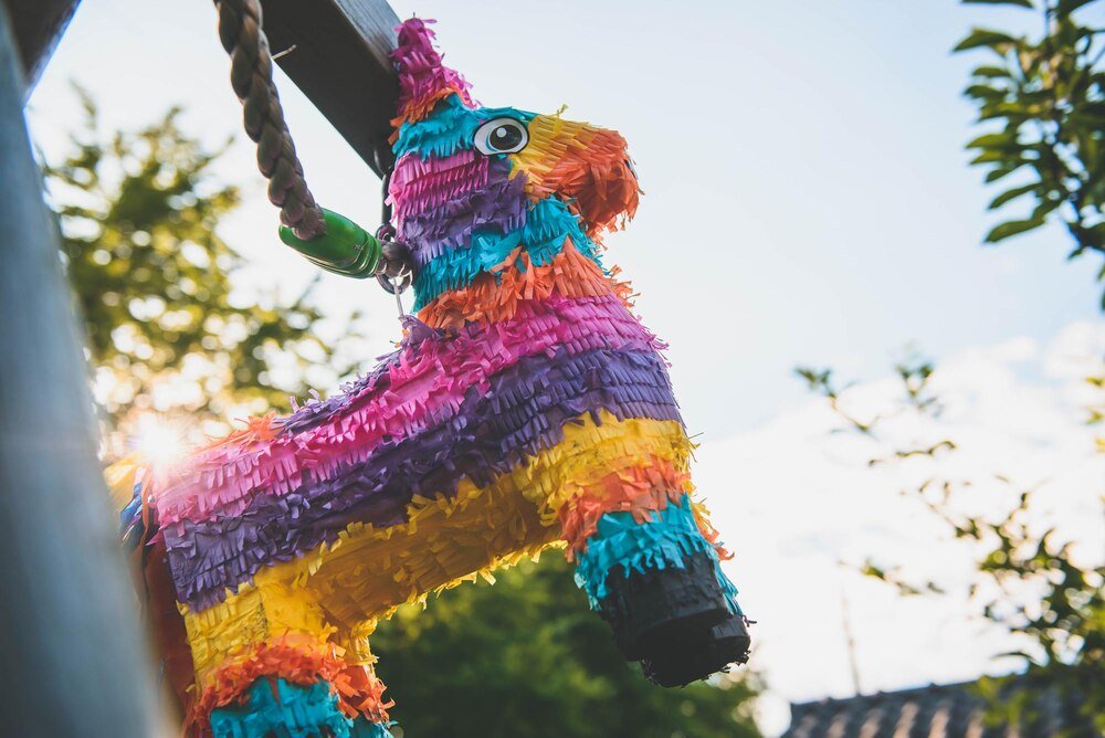 Jak zrobić piniatę – prosty poradnik krok po kroku