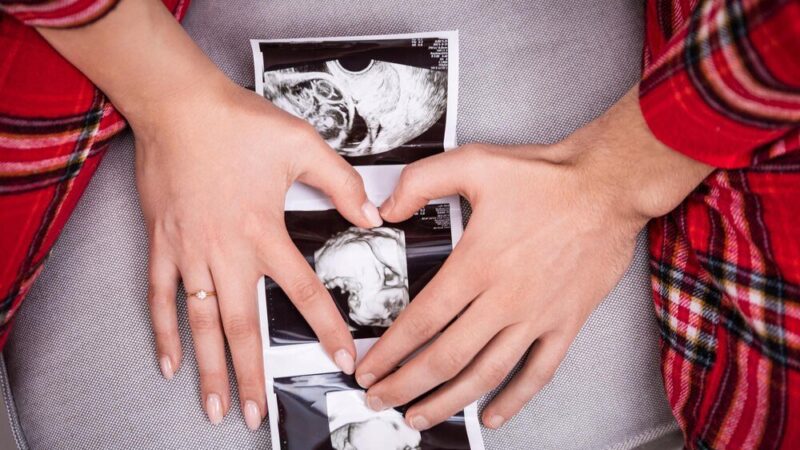 Objawy ciąży w pierwszym trymestrze: co mówią mamy na forum