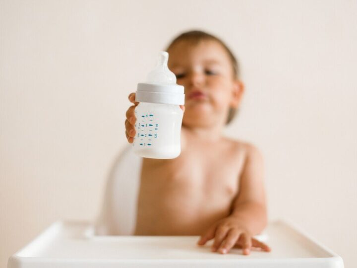 Ranking mleka modyfikowanego – które wybrać dla niemowlaka?