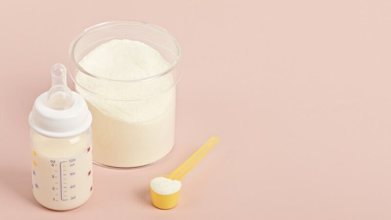 Czy mleko modyfikowane można podgrzewać?