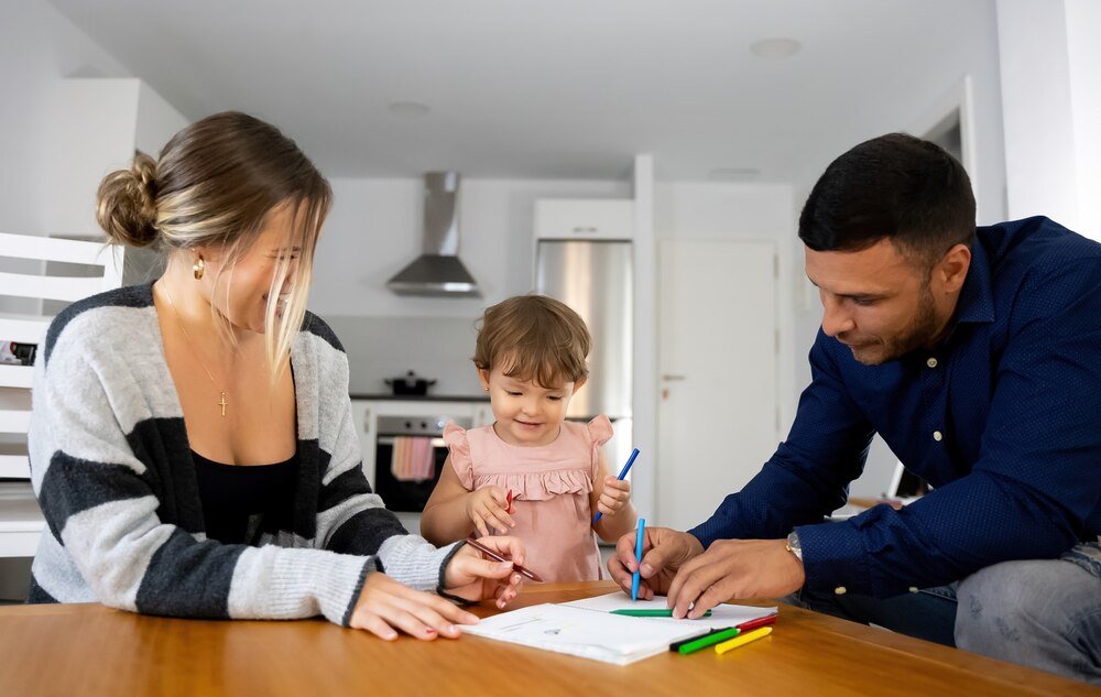 Czy opieka naprzemienna jest dobra dla dziecka – plusy i minusy rozwiązania
