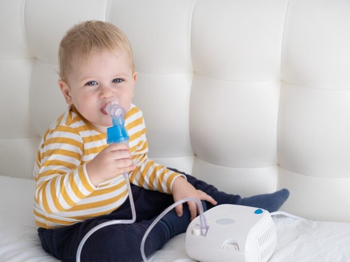 Zapalenie oskrzeli u niemowlaka: objawy, przyczyny i leczenie