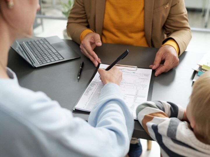 Zgoda na wyjazd dziecka za granicę – wzór polsko-angielski do pobrania